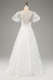 Elfenbeinfarbenes A-Linien-Brautkleid mit Puffärmeln und Applikationen